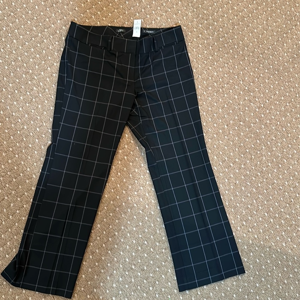New with tags 
Marisa trouser grey on black large plaid